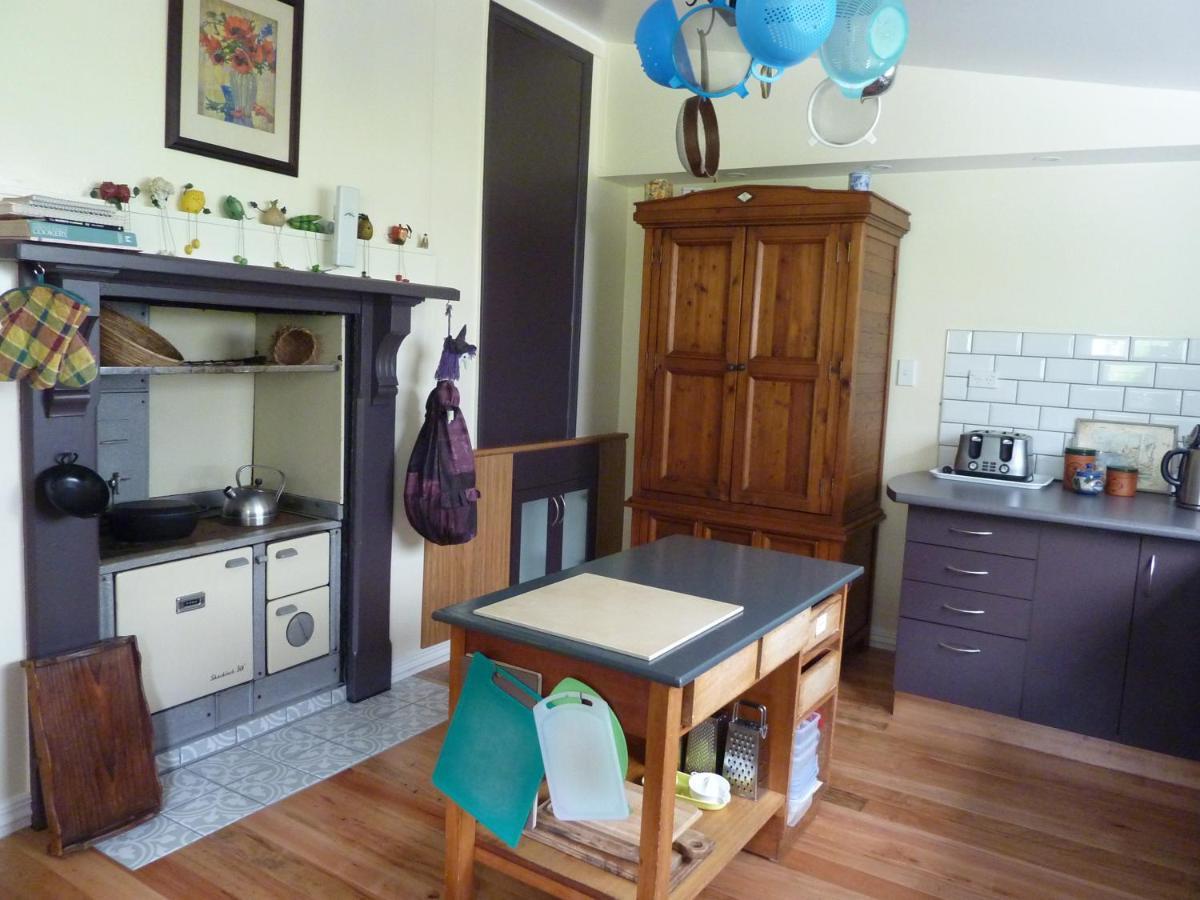 Halfmoon Cottage Akaroa Buitenkant foto
